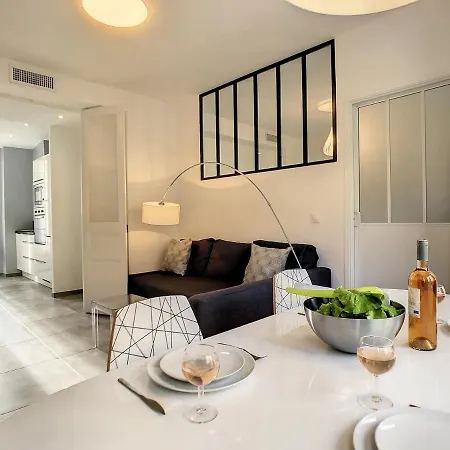 Apartment Nestor&jeeves - Bow Window Buffa - Center - Very Close Nice